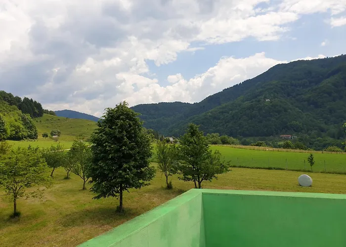 Apartma Patricija - Cozy For 2 Or 4 People Lägenhet Tolmin