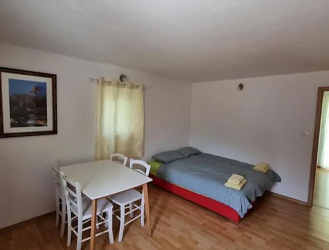 Apartma Patricija - Cozy For 2 Or 4 People Lägenhet Tolmin